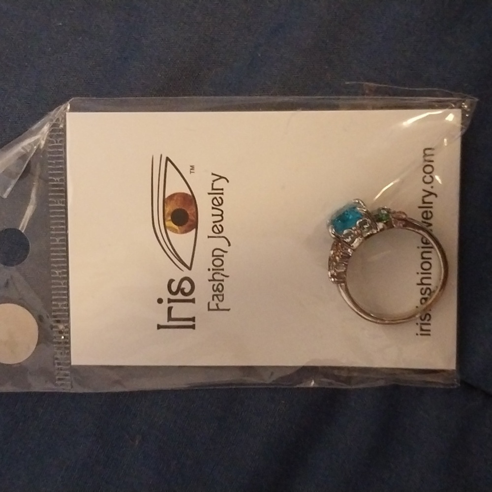 Multi colored iris ring